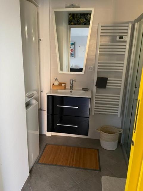 Charmant Studio Pouvant Accueillir 4 Personnes Anglet Exterior foto